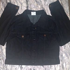 Women’s comfy black-jeaned jacket